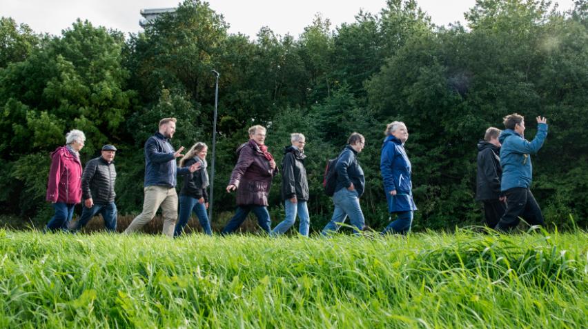 Gå fællesskab på tur