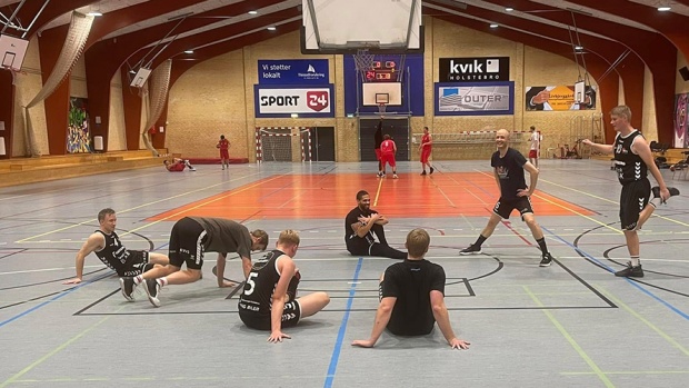 Billedtekst: Stadionhallen, Rolf Krakes Vej 9, er bl.a. hjemsted for basketball-klubben B71.